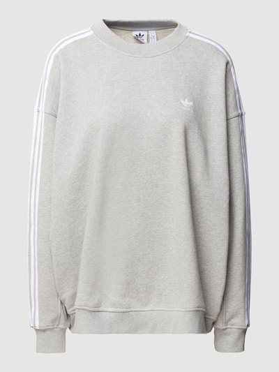 adidas Originals Oversized Sweatshirt mit Logo-Streifen Mittelgrau Melange 2