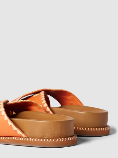 INUOVO Sandalen mit gekreuzten Riemen Orange 2