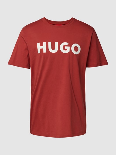 HUGO T-Shirt mit Motiv-Print und Logo-Print sowie Regular Fit Rostrot 2