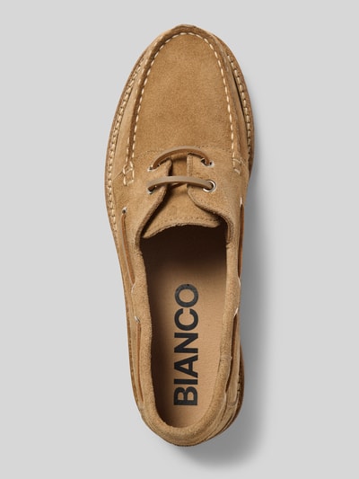 Produktfoto, Loafer aus echtem Leder in Velours-Optik von BIANCO, beige, abgerundete Passform, profilierte Sohle, 3 cm Absatzhöhe, Größe 40, 6 cm Schafthöhe, 12 cm Schaftweite, sichtbare Naht, strukturierte Oberfläche