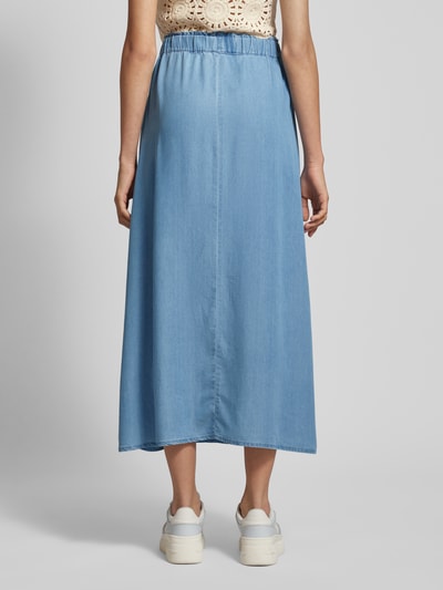Only Długa spódnica z imitacji denimu model ‘PEMA VENEDIG’ Jeansowy niebieski 5