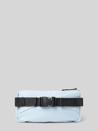 MADS NØRGAARD Bauchtasche mit verstellbarem Riemen Hellblau 4