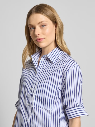 Mango Cropped Hemdbluse mit Kentkragen Modell 'GIGI' Hellblau 3