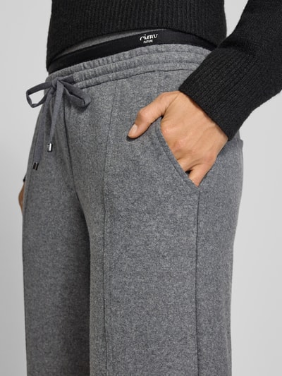 Cambio Spodnie dresowe o kroju regular fit z dodatkiem wełny lana model ‘Eden’ Średnioszary 3