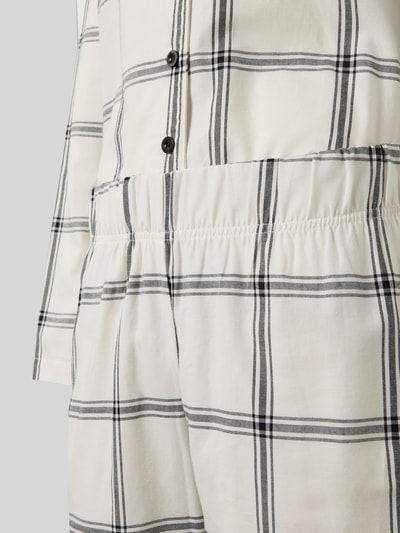 LOUIS & LOUISA Pyjama aus Flanell mit Label-Stitching Modell 'Wohlfühl-Momente' Beige 2
