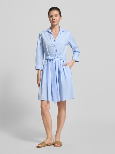 0039 Italy sukienka koszulowa z wiązanym paskiem model 'JULE' Jasnoniebieski 1