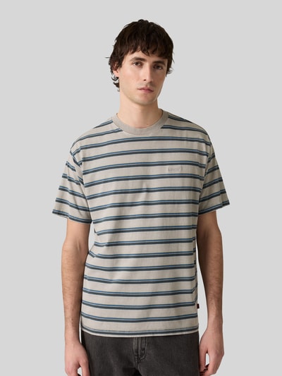 Levi's® Relaxed Fit T-Shirt aus reiner Baumwolle Modell 'Red Tab™' Mittelgrau 1