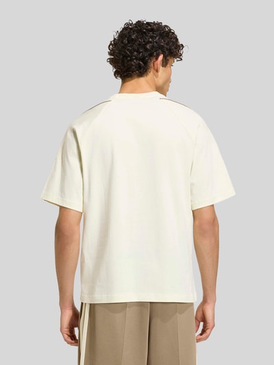 adidas Sportswear męski t-shirt o kroju regular fit z czystej bawełny Złamany biały 4