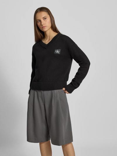 Calvin Klein Jeans Strickpullover mit V-Ausschnitt Black 4