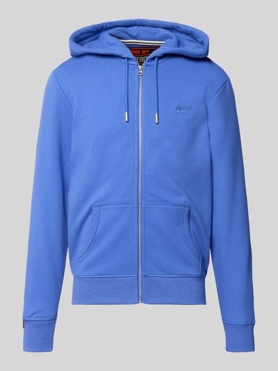 Produktfoto, Sweatjacke mit Kapuze und Logo-Stitching von Superdry in Blau, Baumwoll-Mix, Regular Fit, Reißverschluss, gerippte Abschlüsse, seitliche Eingrifftaschen, dezentes Logo-Stitching auf der Brust, Label-Detail, glatte Struktur, sportlicher Look