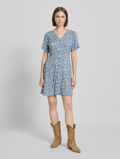 Only Sukienka mini o kroju regular fit z czystej wiskozy model ‘EVIDA’ Jasnoniebieski 1