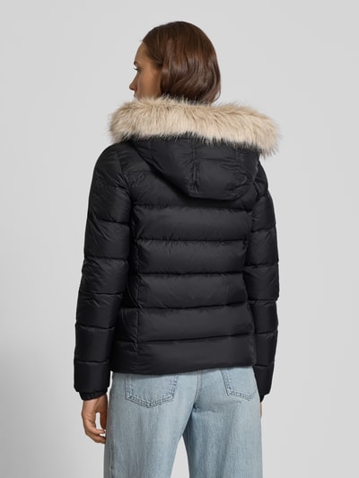 Tommy Jeans Shaped fit donsjack met logostitching  Zwart - 5