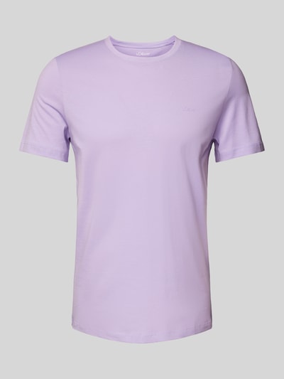 s.Oliver RED LABEL Regular Fit T-Shirt aus reiner Baumwolle mit gummiertem Label-Print Lavender 2