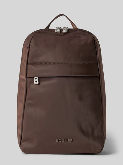Produktfoto, Rucksack mit Logo-Detail Modell 'Maxon' von BOGNER in Braun, glatte Oberfläche, Hauptfach mit Reißverschluss, schlichte Form