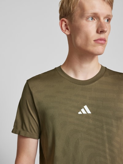 Adidas Training T-Shirt mit Strukturmuster Oliv 3