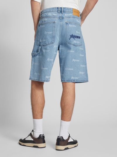 REVIEW Szorty jeansowe o kroju baggy fit z nadrukiem z logo Jasnoniebieski 5
