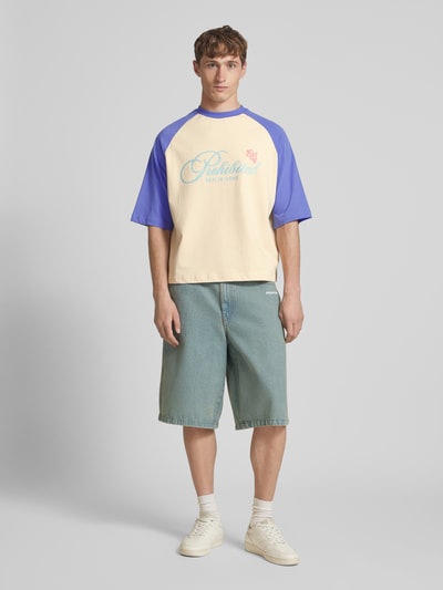 PROHIBITED T-Shirt mit Label-Print Rauchblau 1