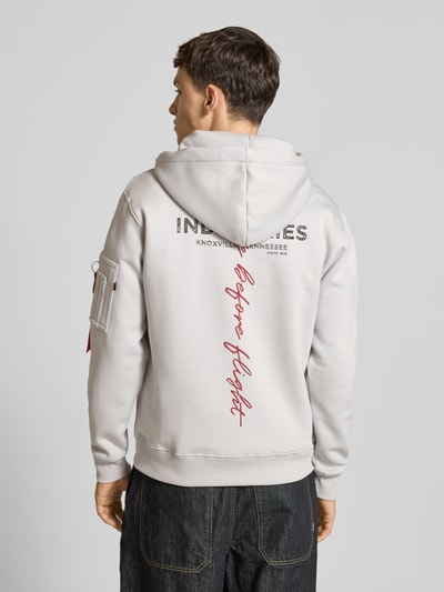 Alpha Industries Hoodie mit Kapuze Hellgrau 4