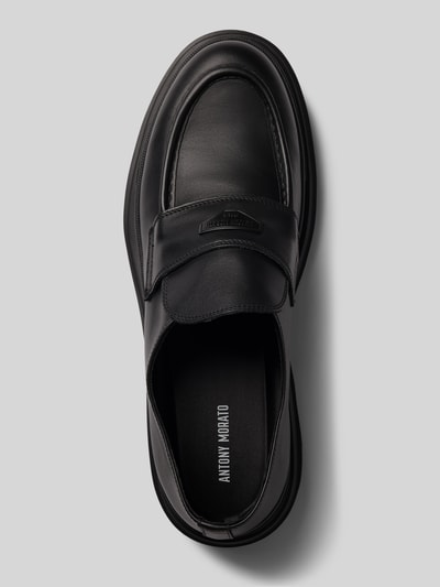 Produktfoto, Loafers aus echtem Leder Modell 'Harvell' von Antony Morato in Schwarz, abgerundete Passform, profilierte Sohle, strukturierte Ledertextur