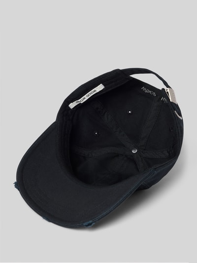 Produktfoto, Basecap im Used-Look mit Stitching von Wood Wood, czapka z daszkiem z bawełny z efektem znoszenia, otwory wentylacyjne, wyhaftowany napis, regulowana długość, daszek, marka Wood Wood