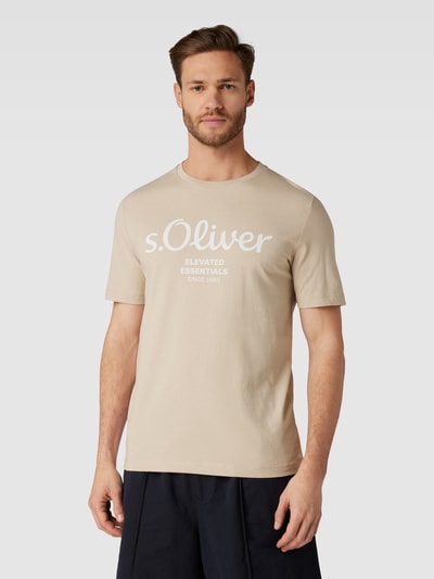 s.Oliver RED LABEL T-Shirt mit Label-Print Sand 4