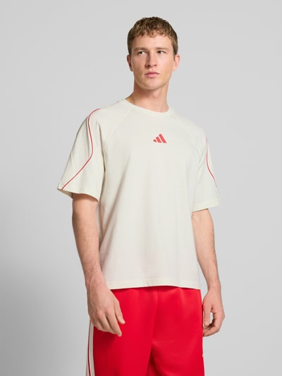 adidas Sportswear T-Shirt mit Label-Print Offwhite 4