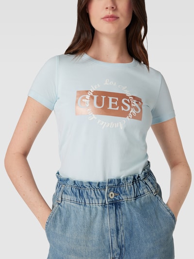 Guess T-shirt z nadrukiem z logo model ‘ROUND LOGO TEE’ Jasnoniebieski 3