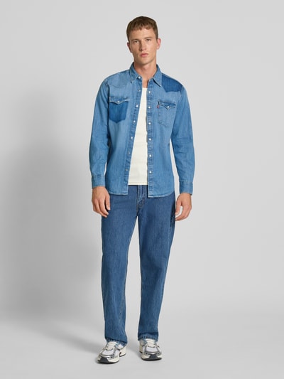 Levi's® Koszula jeansowa o kroju regular fit z kieszeniami na piersi i detalem z logo Jeansowy niebieski 1