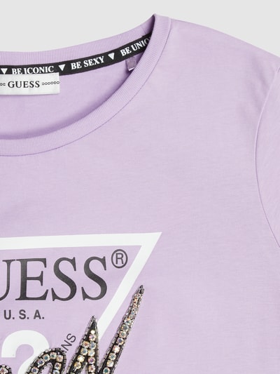 Guess T-Shirt mit Strasssteinen Flieder 2