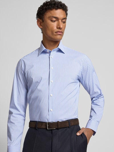 Christian Berg Men Regular Fit Freizeithemd mit Kentkragen Bleu 3