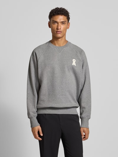 Armedangels Relaxed Fit Sweatshirt aus reiner Baumwolle Modell 'ICONIC Å JOAAN' Hellgrau 4