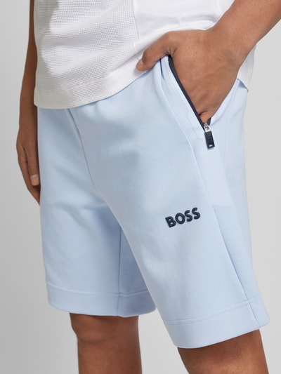 BOSS Green Shorts mit Label-Applikation Modell 'Headlo' Rauchblau 3