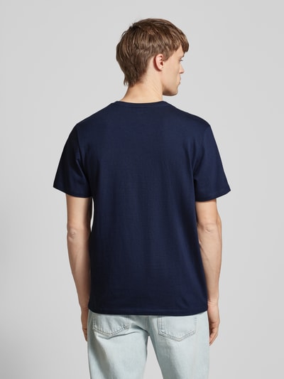 Levi's® T-shirt met labelstitching Marineblauw - 5