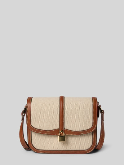 Produktfoto, Crossbody Bag in Flecht-Optik Modell 'Bilmac' von Mango mit Überschlag, Hauptfach, Verstellbarer Schulterriemen, Beige-Braun, Größe 1: Breite 20 cm, Länge 16 cm, Tiefe 8 cm, Riemenlänge 102 cm