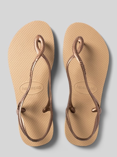 Produktfoto, Sandalen mit Logo-Detail Modell 'Luna' von Havaianas, beżowy kolor, zaokrąglony krój, otwarty zapiętek, wysokość obcasa 1 cm w rozmiarze 39/40, teksturowana podeszwa