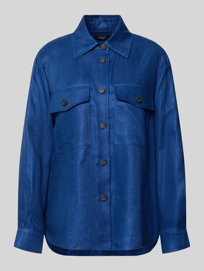 Produktfoto, Ausgestellte Hemdjacke aus reinem Leinen Modell 'POMPOSA' von Weekend Max Mara in kräftigem Blau, glatte Struktur, aufgesetzte Brusttaschen, einreihige Knopfleiste, Umlegekragen, lange Ärmel mit Manschetten, unifarbenes Design
