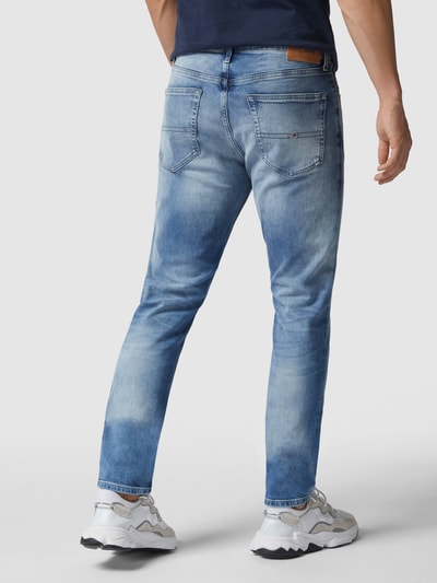 Tommy Jeans Slim Fit Jeans mit Stretch-Anteil Modell 'Austin' Hellblau 5