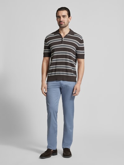 Brax Spodnie o kroju regular fit z fakturowanym wzorem model 'Cadiz' Jeansowy niebieski 1