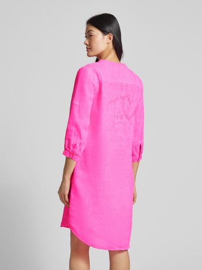 Emily Van den Bergh Knielanges Leinenkleid mit Tunikakragen Neon Pink 5