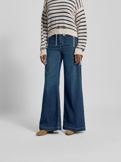 Closed Flared Fit Jeans mit Logo-Patch Dunkelblau 4