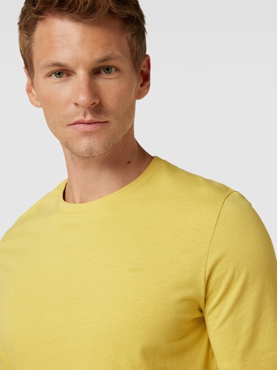 s.Oliver RED LABEL T-Shirt mit Label-Detail Modell 'BASIC' Gold 3