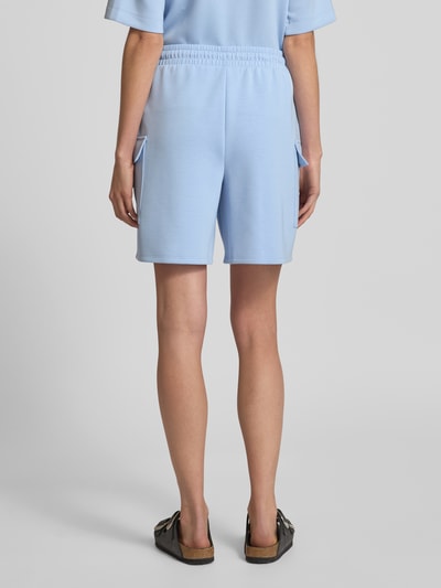 Christian Berg Woman Relaxed Fit Sweatshorts mit Cargotaschen Bleu 5