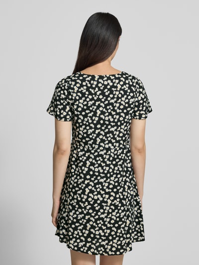 VERO MODA Tailliertes Freizeitkleid aus reiner Viskose Modell 'EASY JOY' Black 5