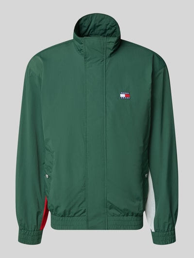 Produktfoto, grüner Regular Fit Blouson mit Logo-Stitching von Tommy Hilfiger, unifarben, Stehkragen, Satinstruktur, seitliche Eingrifftaschen