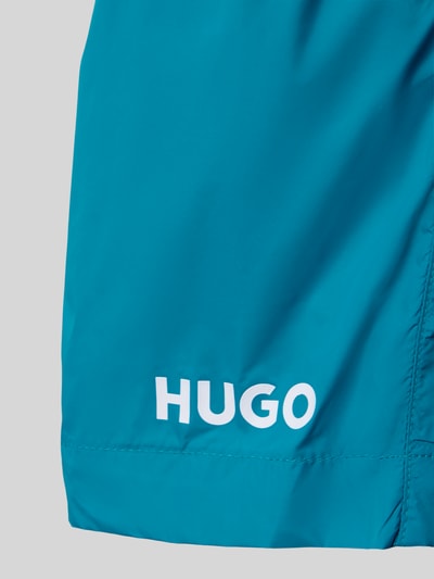 Produktfoto, spodenki kąpielowe z nadrukiem z logo model 'HAITI' od HUGO, efekt: jednolity kolor, detal materiału, gładka tekstura