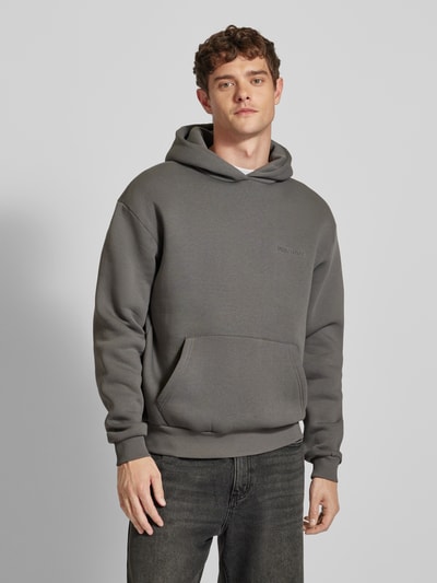 REVIEW Essentials Logo Hoodie Dunkelgrau 4