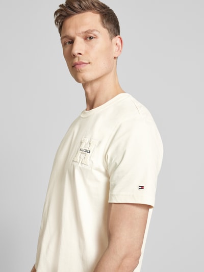 Tommy Hilfiger T-shirt z naszywką z logo Beżowy 3