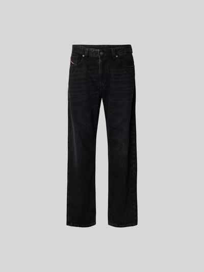 Produktfoto, Loose Fit Jeans mit Lyocell-Anteil von Diesel in Schwarz aus Baumwoll-Lyocell-Mix, 5-Pocket-Design, Label-Detail, neutrale Oberfläche