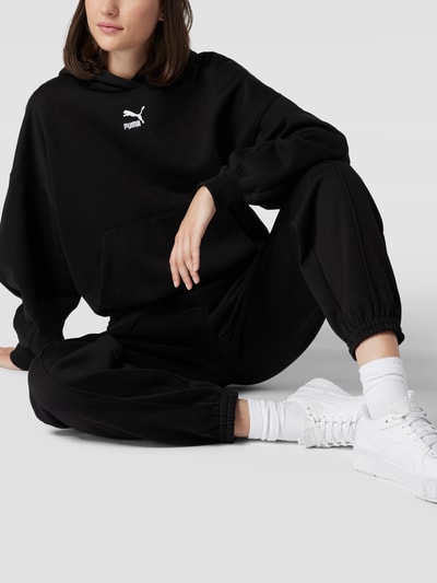 Puma Oversized Hoodie mit Label-Stitching Black 1