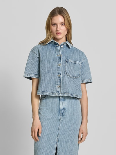 HUGO Relaxed Fit Kurzarmbluse aus Denim Hellblau 4